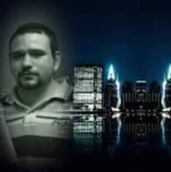 Profile Picture of James Harruff (@ironkisss) on Poshmark