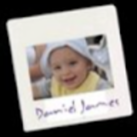 Profile Picture of Daniel Roberts (@djamesroberts) on Poshmark