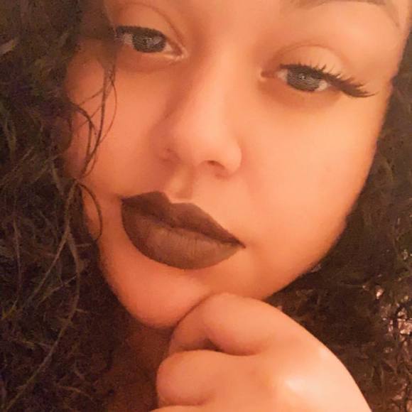 Profile Picture of Lily Cuevas (@lilycee90) on Poshmark