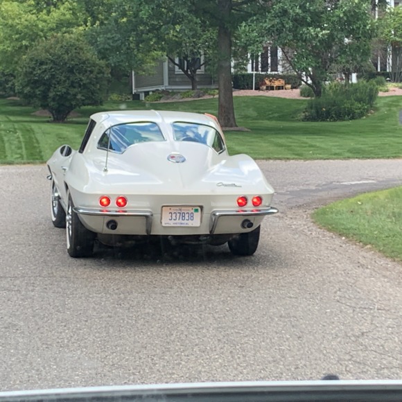 Profile Picture of Peti Camaj (@pc2019) on Poshmark