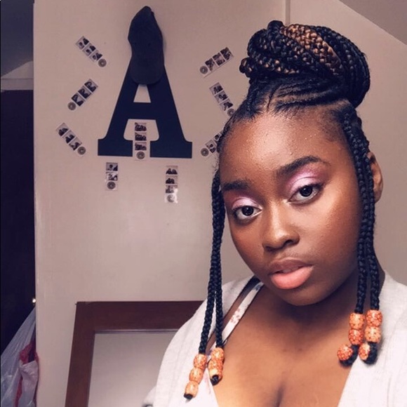 Profile Picture of Audrey Norbrun (@audreyn1) on Poshmark