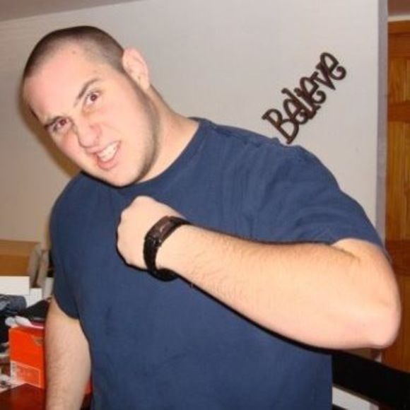 Profile Picture of Wesley Formento (@wesleyformento) on Poshmark