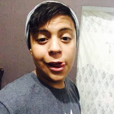 Profile Picture of Nicolas (@Vladimir7uu7) on Twitter