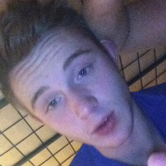 Profile Picture of Harry Cooch (@harrycooch) on Poshmark