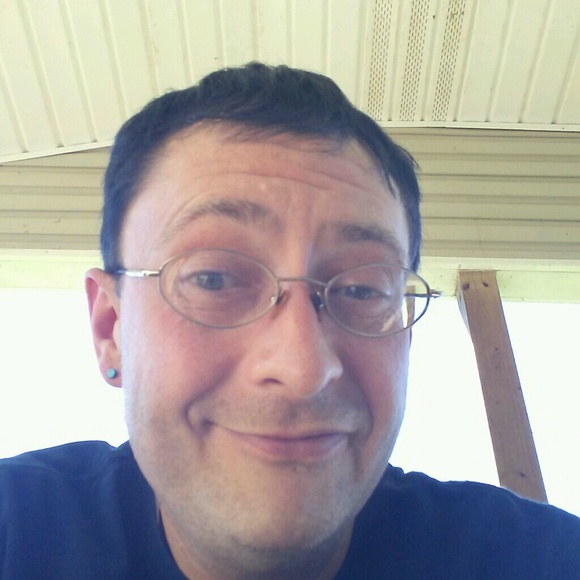 David Meroney - Poshmark Profile Picture of David Meroney (@dmeroney) on Poshmark