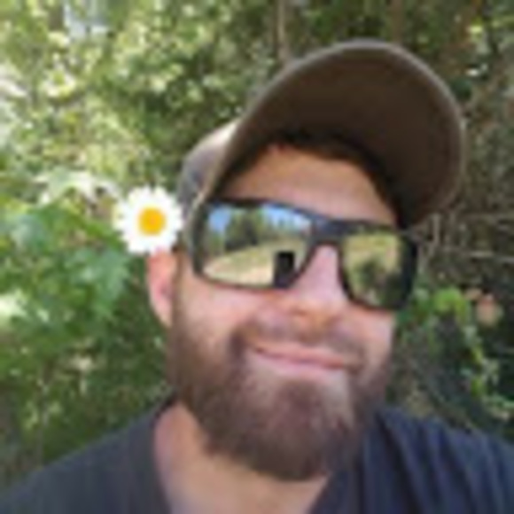 Profile Picture of Dustin Honeycutt (@dustinhoneyc398) on Poshmark