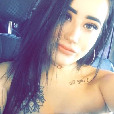 Profile Picture of Jasmine Hernandez (@jasmine7976) on Twitter