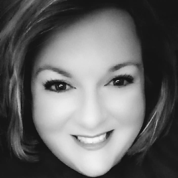 Profile Picture of Kourtney Michael melendez (@kourtneymichael) on Poshmark