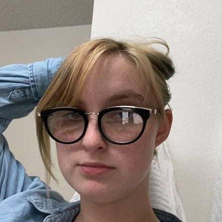 Profile Picture of Bloxham (@bloxham4love) on Tiktok