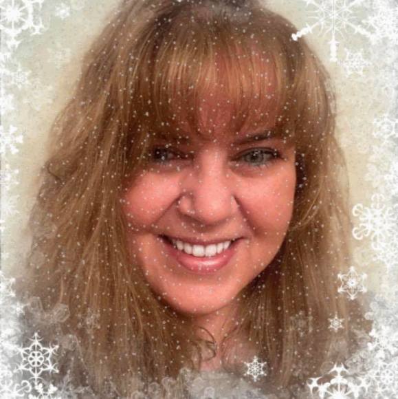 Profile Picture of Suzanne Leduc (@suzyspeedy) on Poshmark