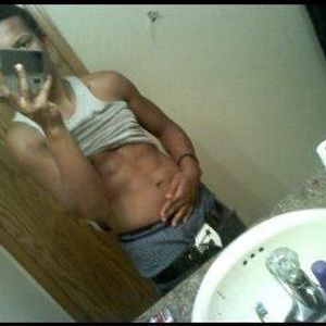 Profile Picture of Trevon Shelton (@minichocolatekid) on Myspace