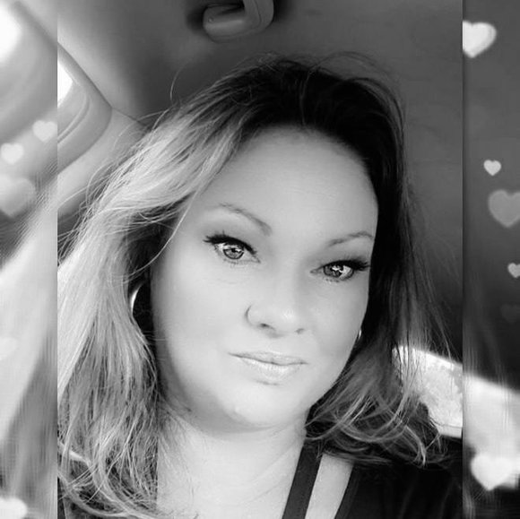 Profile Picture of Stacy Mcduff (@mcduff1973) on Poshmark