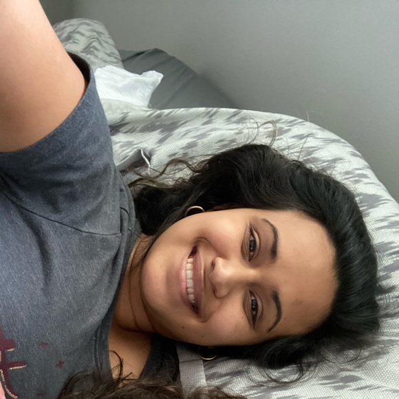 Aiyana Aipia - Poshmark Profile Picture of Aiyana Aipia (@yana1009) on Poshmark