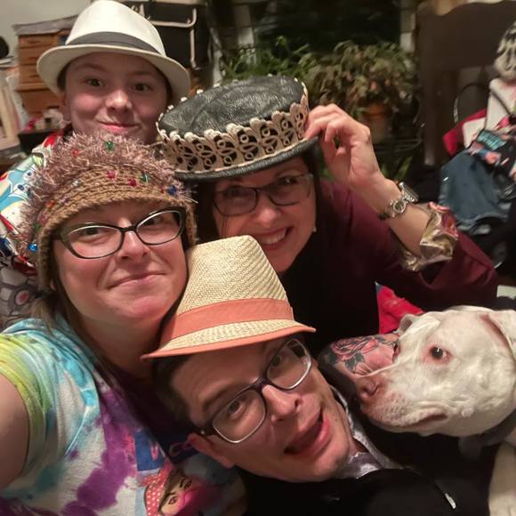 Profile Picture of Serena Becker (@serenajbecker) on Poshmark