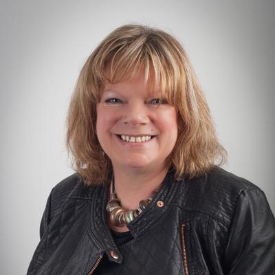 Profile Picture of Josie Foster (@JosieFoster9) on Twitter