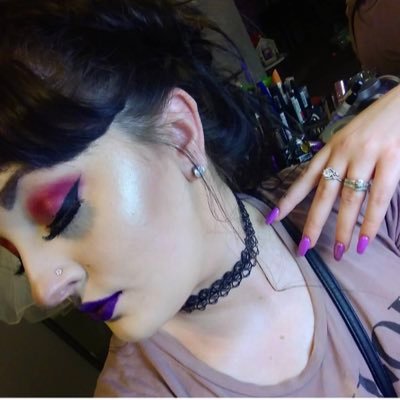 Profile Picture of Ariel Ramsey (@MissGenieEyes) on Twitter