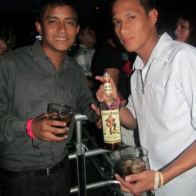 Leo Carreño Zapata - Twitter Profile Picture of Leo Carreño Zapata (@acuario12_leo) on Twitter