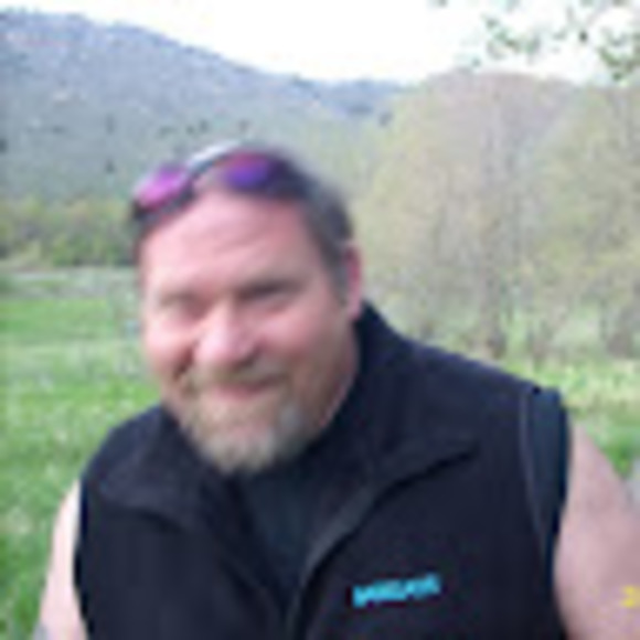 Profile Picture of Scott Benson (@scottbenson831) on Poshmark