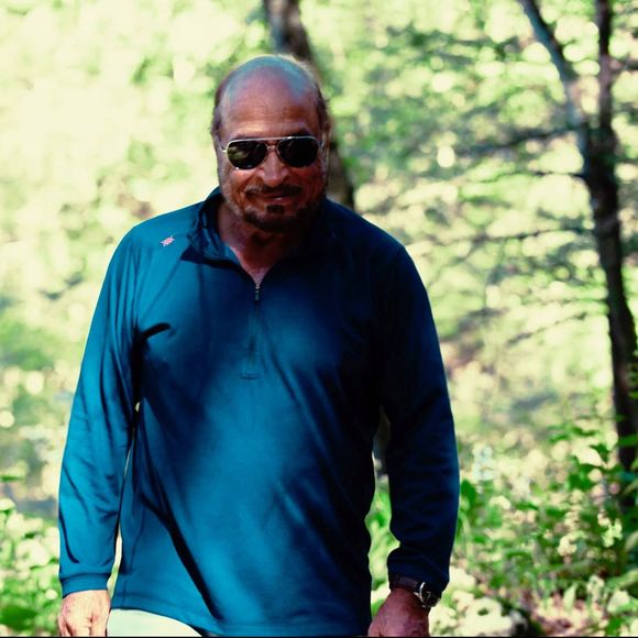 Profile Picture of Amar Lamba (@amarlamba) on Poshmark