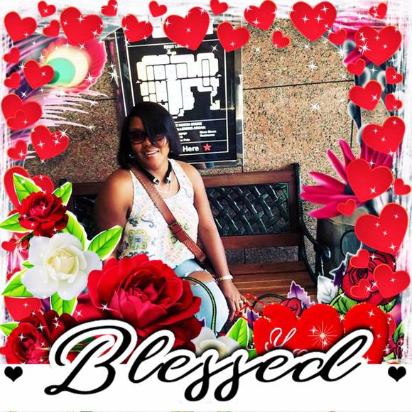 Profile Picture of Kerline Jeanbaptiste (@k_jeanbaptiste) on Poshmark