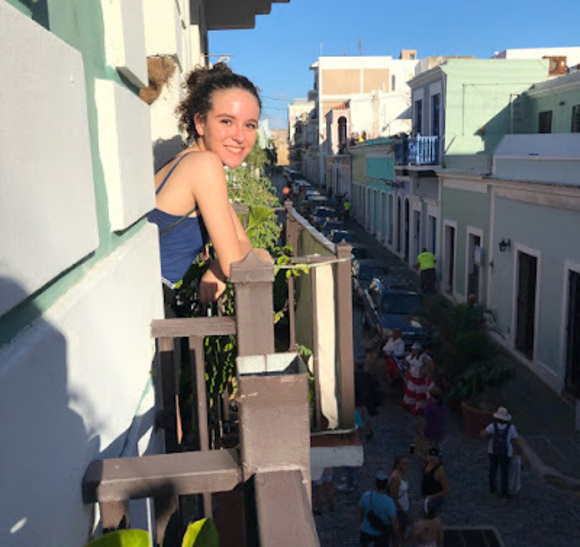 Profile Picture of Paola victoria Pimentel torres (@paolapimentelt) on Poshmark