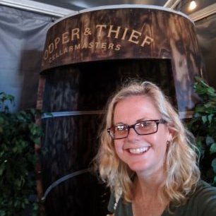 Profile Picture of Heather Hackett (@Heather37848718) on Twitter