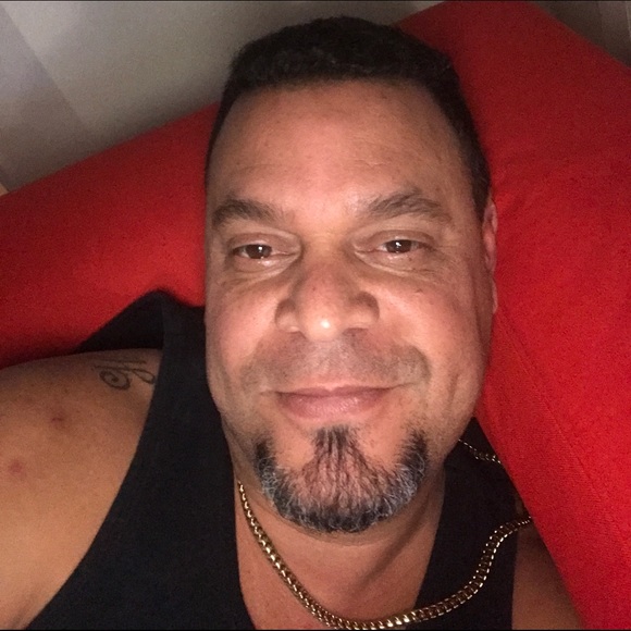 Profile Picture of Hector Aponte (@koskito) on Poshmark