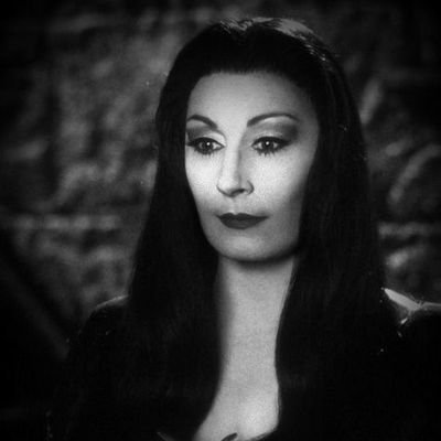 Profile Picture of Morticia Adams (@Gabriel10366095) on Twitter