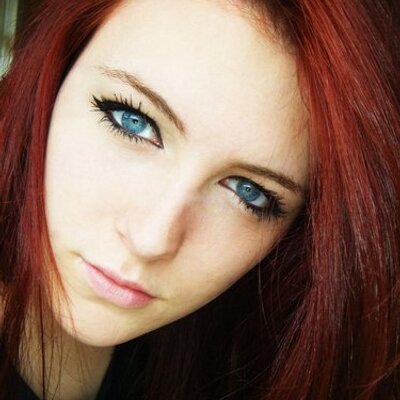 Profile Picture of Amanda De Cora (@a_decora) on Twitter