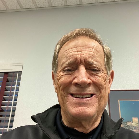 Profile Picture of Rich Burnite (@richburnite) on Poshmark