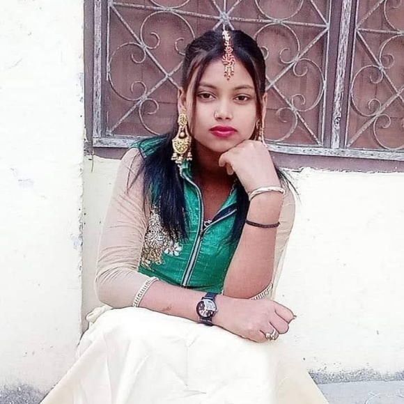 Profile Picture of Kirti Kirtila (@rudrapuaj6081) on Poshmark