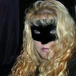 Profile Picture of Sonya Farrell (@sonya_flipping_fingers_farrell) on Instagram