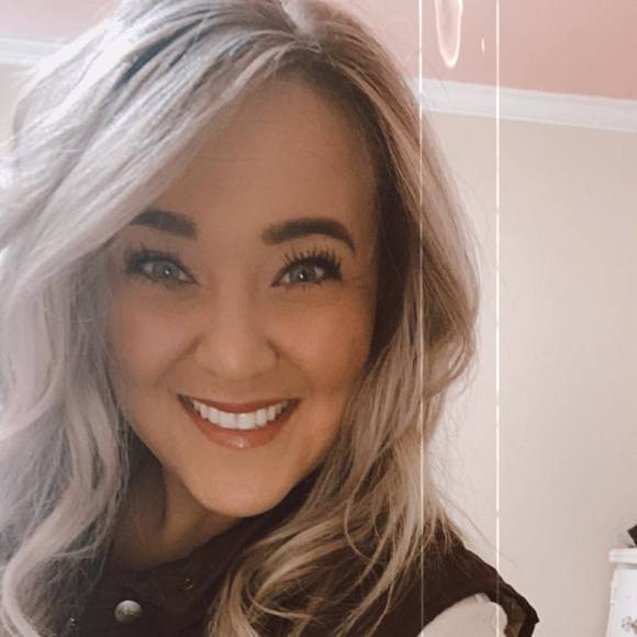 Profile Picture of Priscilla Tarquino (@pfish1) on Poshmark