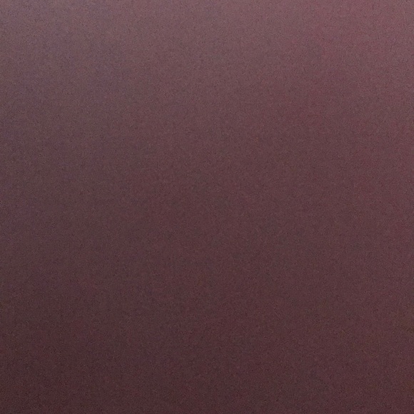 Profile Picture of Zainab Alghazali (@zainab200314) on Poshmark