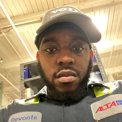 Profile Picture of RealDevonteLittle (@DevonteLittle) on Twitter