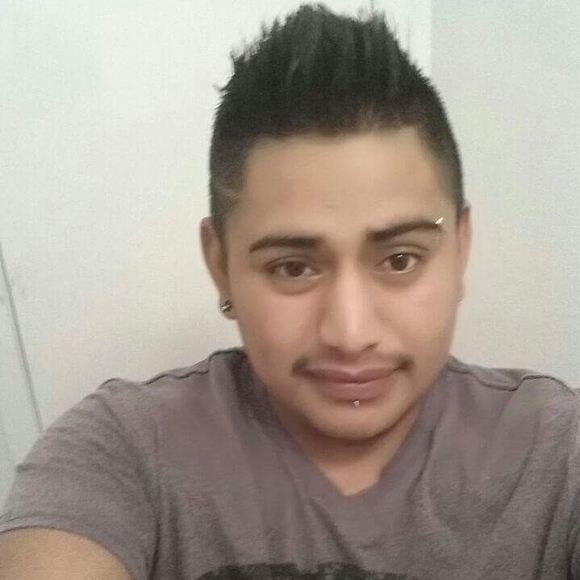 Mauro Hernandez - Poshmark Profile Picture of Mauro Hernandez (@maurohernand653) on Poshmark