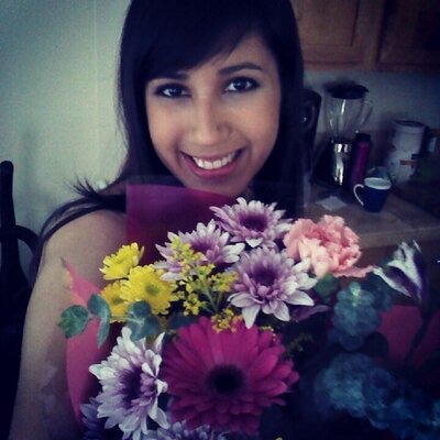 Profile Picture of Deanna Littrell (@DeeLittrellie) on Twitter