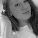 Profile Picture of Imogen Mitchell (@imogen_victoria) on Instagram