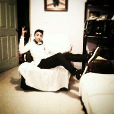 Profile Picture of  ✌jonidejonadesalaz (@jona_jeremysala) on Twitter