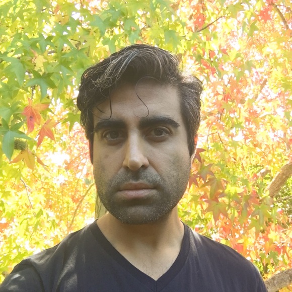 Profile Picture of Shawn Malhotra (@malhotraskm) on Poshmark