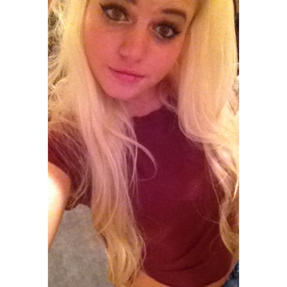 Profile Picture of Arricka Smith (@arrickaolivia) on Poshmark