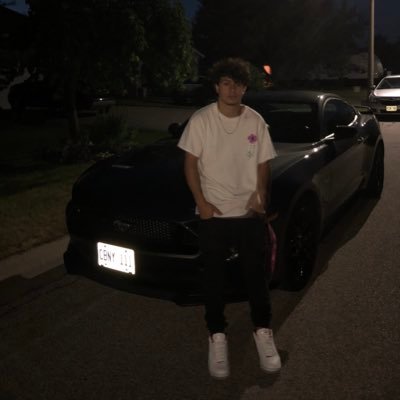 Profile Picture of Yung Ronz (@DanielDuronio) on Twitter