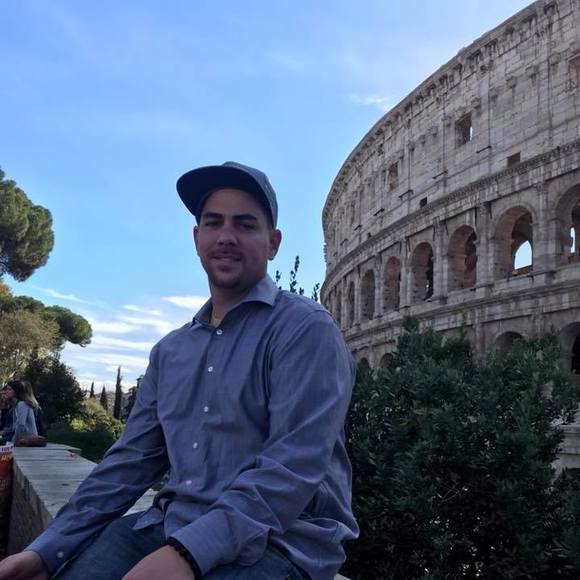 Profile Picture of Adam Seiders (@adamseiders) on Poshmark