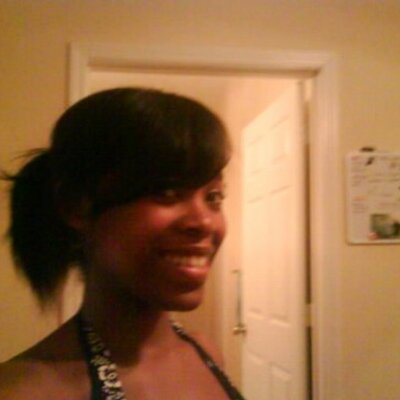 Profile Picture of Simone (@SimoneSims) on Twitter