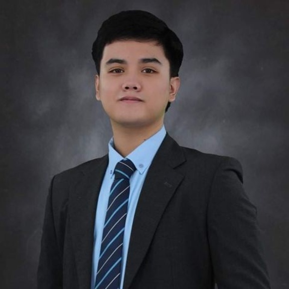 Profile Picture of Aaron denzel Lorenzo (@aaron_lorenzo21) on Poshmark