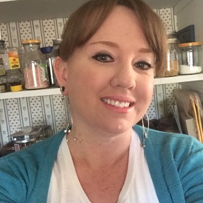Profile Picture of Michelle Sinclair (@nosaintclair) on Twitter