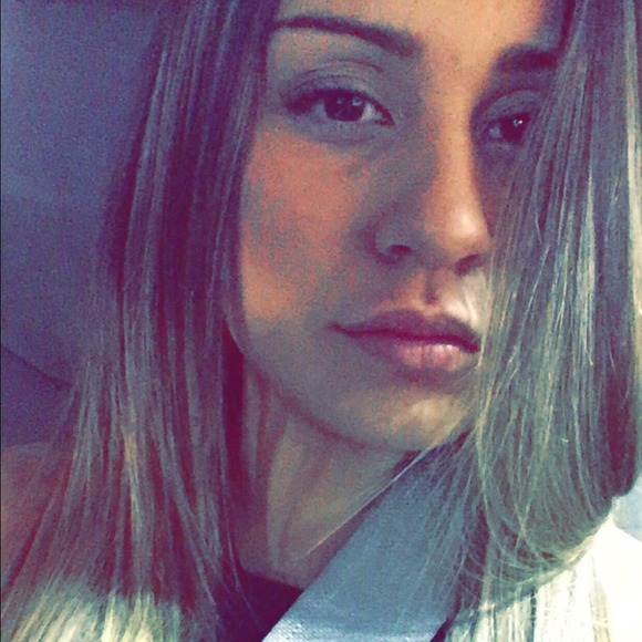 Paige Kloss - Poshmark Profile Picture of Paige Kloss (@paigekloss) on Poshmark