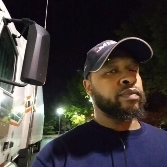 Profile Picture of Kevin Holston (@james8763) on Poshmark