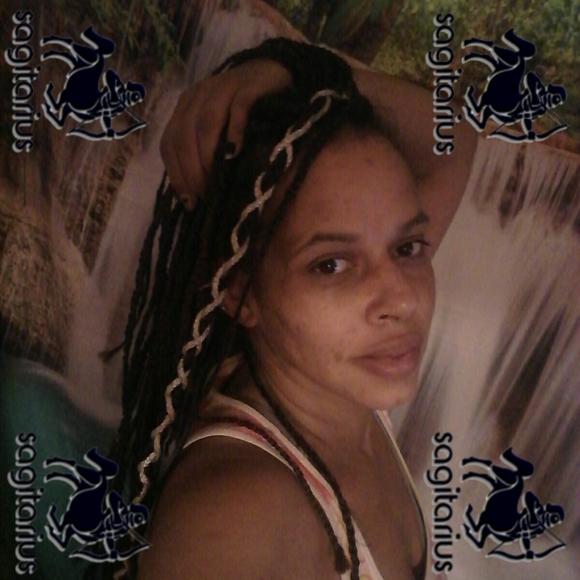 Profile Picture of Trinette Carey ford (@trinettediane) on Poshmark