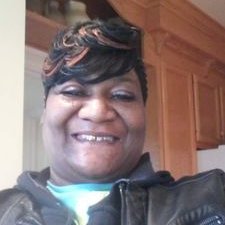 Profile Picture of Yolanda Mays (@YolandaMays19) on Twitter